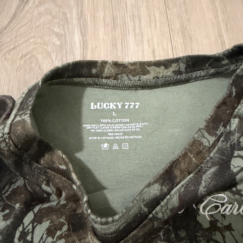 Camo T - Picture 4 of 4